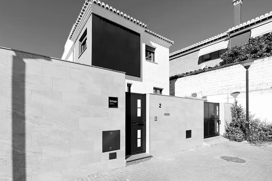 Fachada Ortega estudio diseño grafico