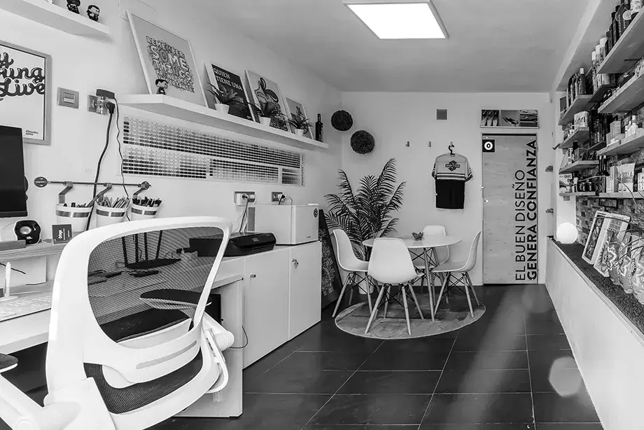 local diseño grafico granada